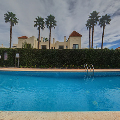 loading blurry tour image