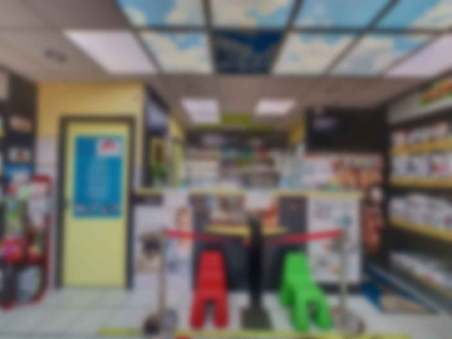 loading blurry tour image