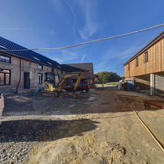 loading blurry tour image