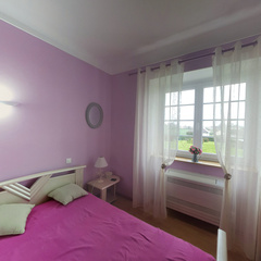 loading blurry tour image