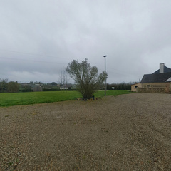 loading blurry tour image