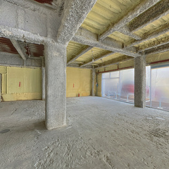 loading blurry tour image