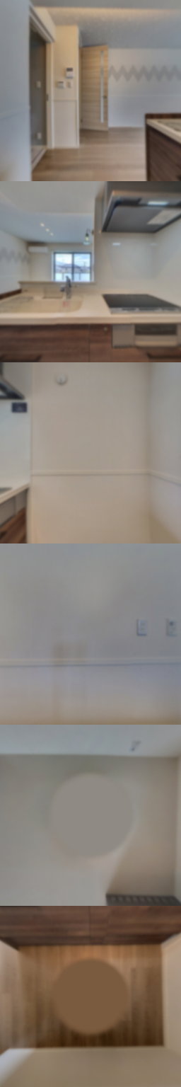 loading blurry tour image