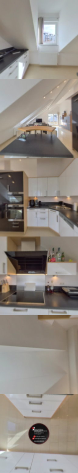 loading blurry tour image