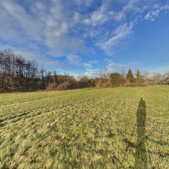 loading blurry tour image