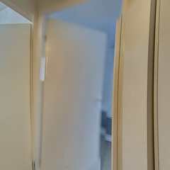 loading blurry tour image