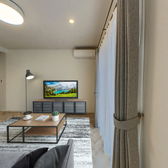 loading blurry tour image