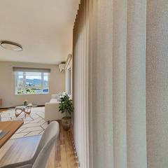 loading blurry tour image