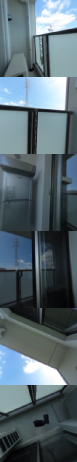 loading blurry tour image