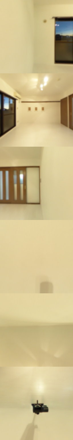 loading blurry tour image