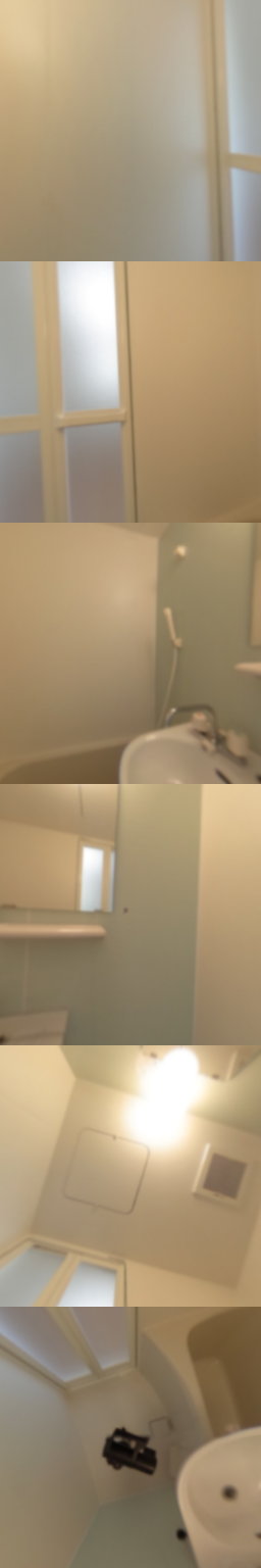 loading blurry tour image