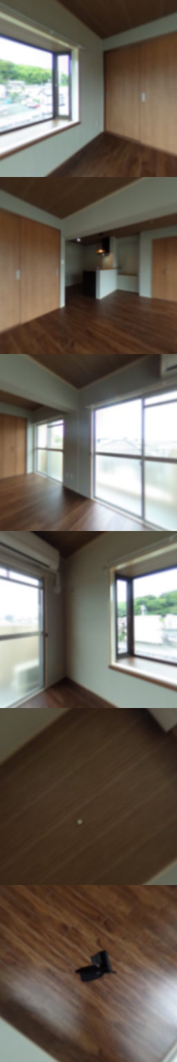 loading blurry tour image