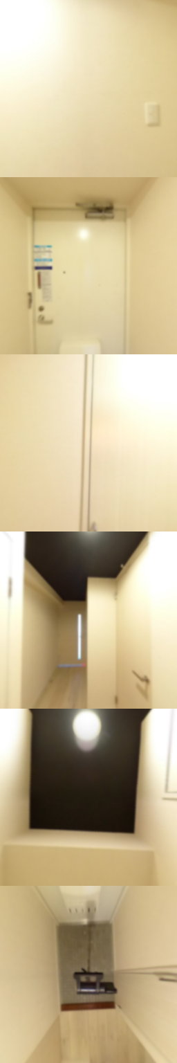 loading blurry tour image