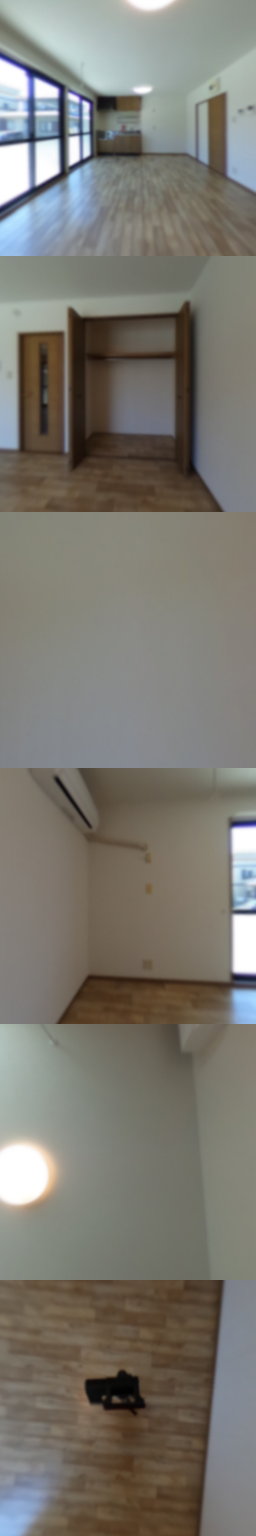 loading blurry tour image