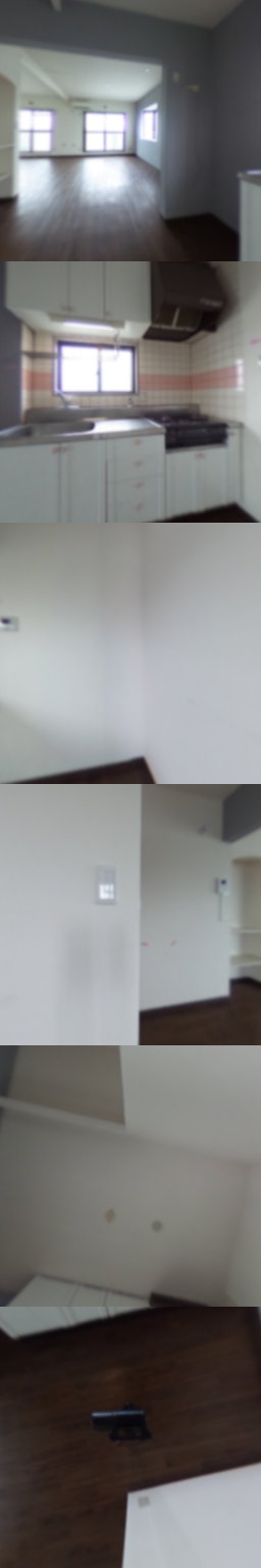 loading blurry tour image