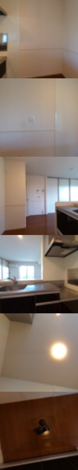 loading blurry tour image