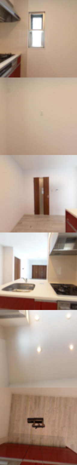 loading blurry tour image