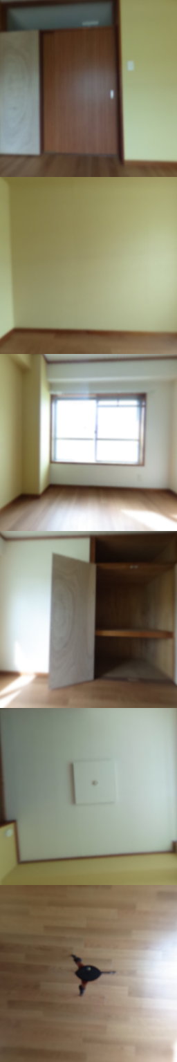 loading blurry tour image