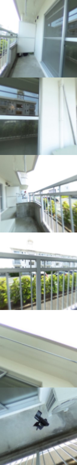 loading blurry tour image