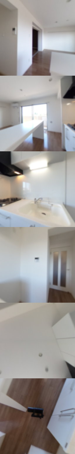 loading blurry tour image