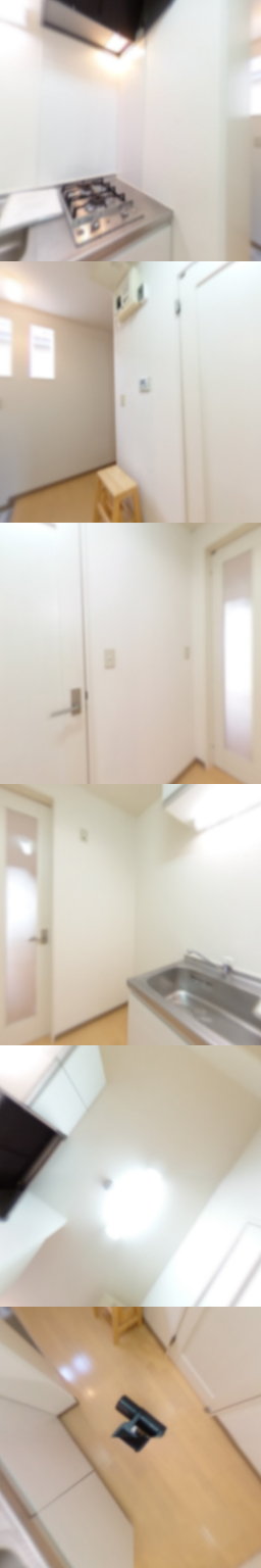 loading blurry tour image