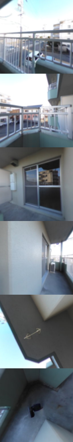 loading blurry tour image