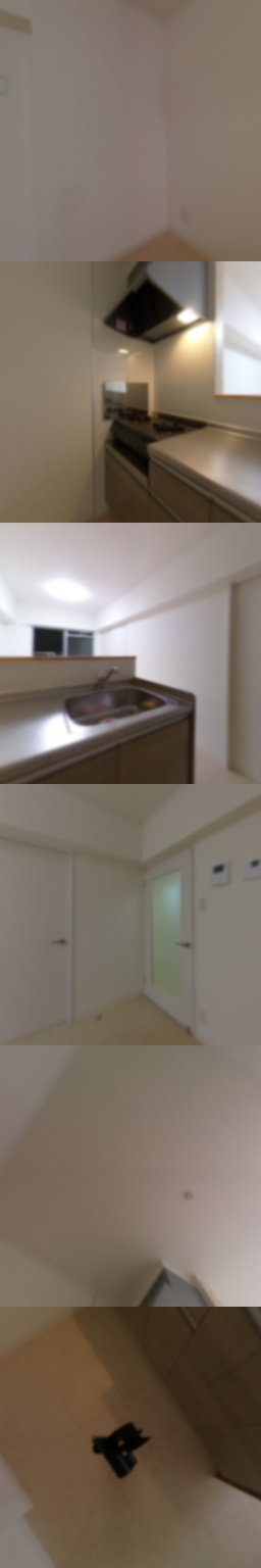 loading blurry tour image