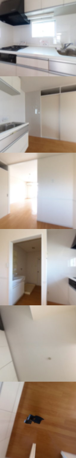 loading blurry tour image