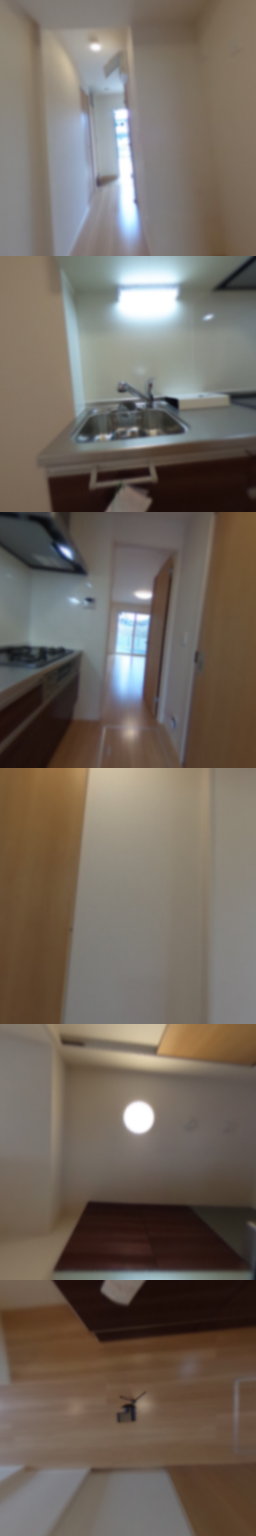 loading blurry tour image