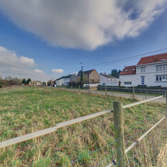 loading blurry tour image