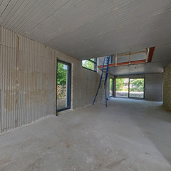 loading blurry tour image