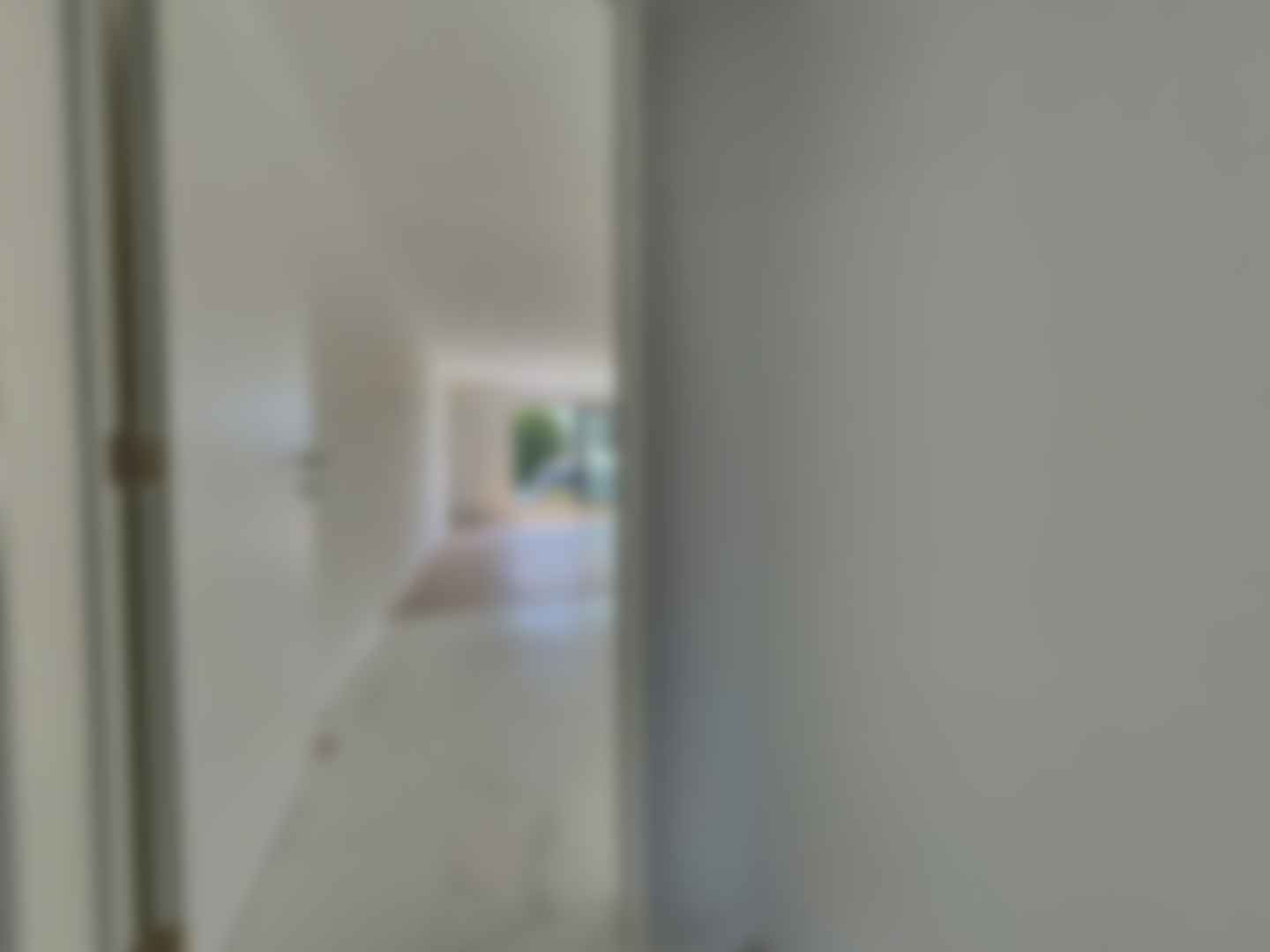loading blurry tour image