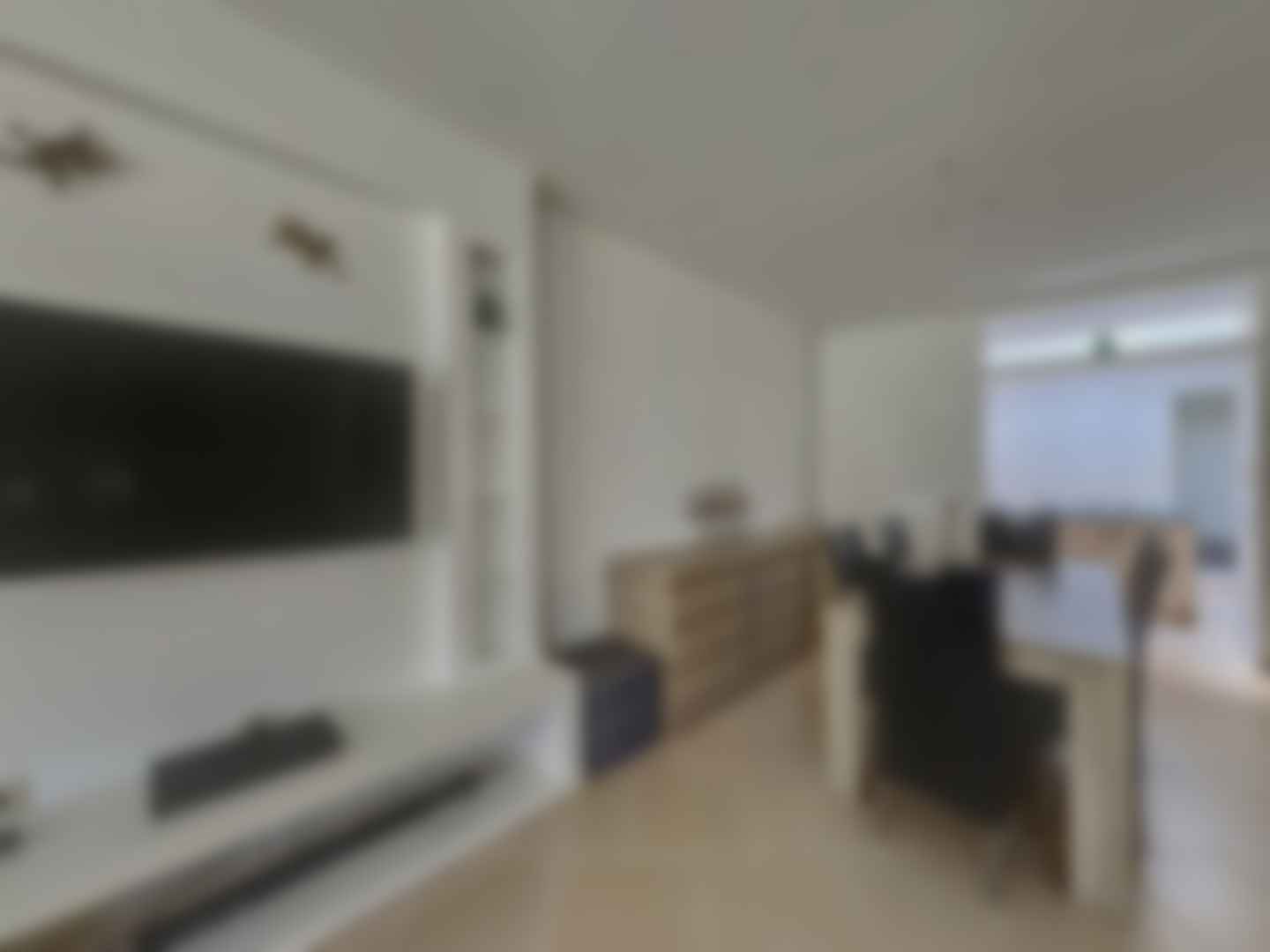 loading blurry tour image