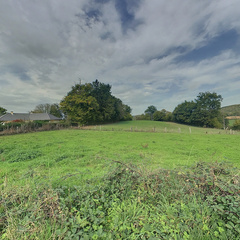 loading blurry tour image