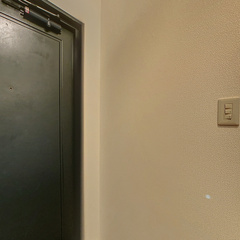 loading blurry tour image