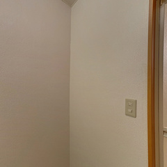 loading blurry tour image