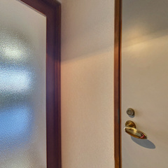 loading blurry tour image