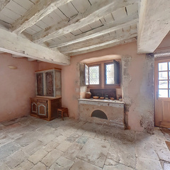 loading blurry tour image