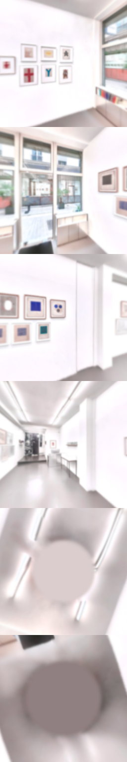 loading blurry tour image