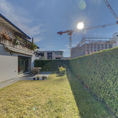 loading blurry tour image